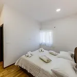 More Apartman