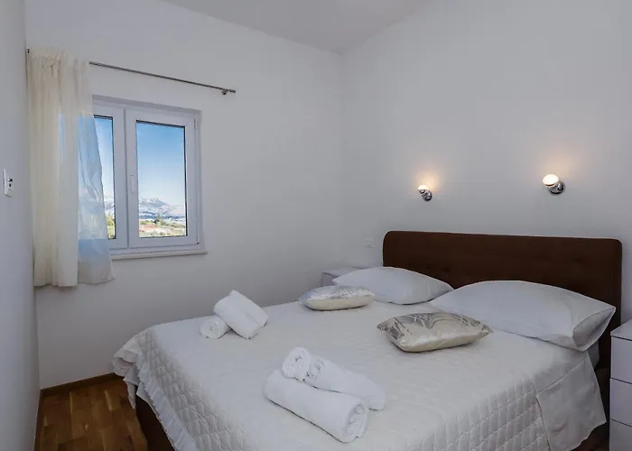 Apartment More Kaštela