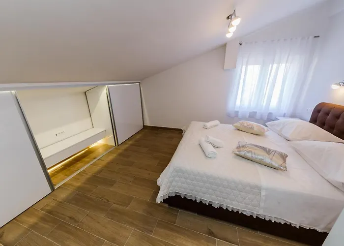 More Apartment