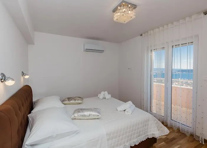 More Apartment *