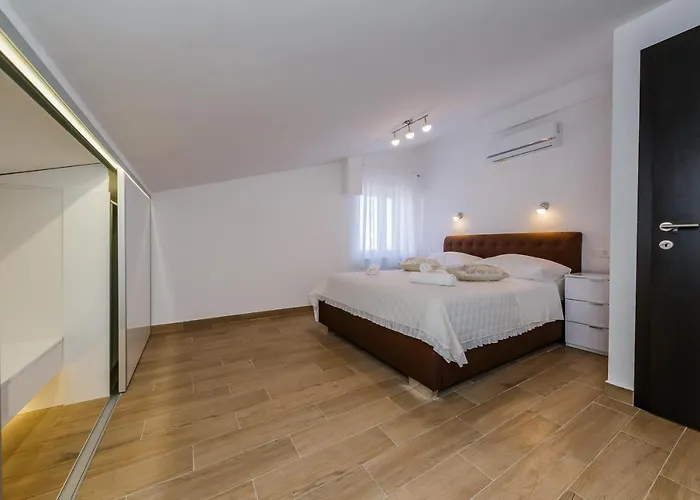 Apartment More